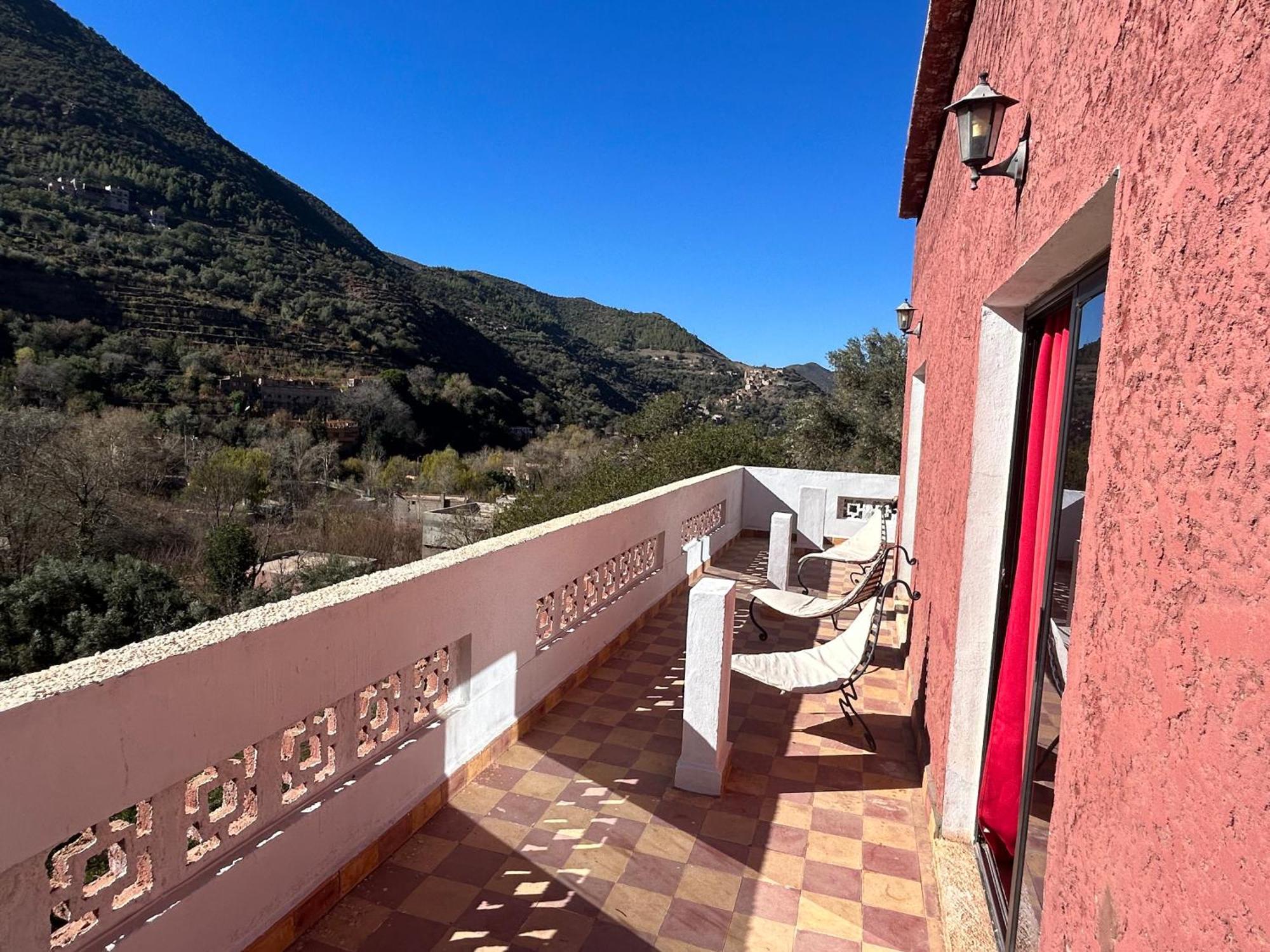 Chez Yahia, Au Coeur De L'Ourika Hotel Bagian luar foto