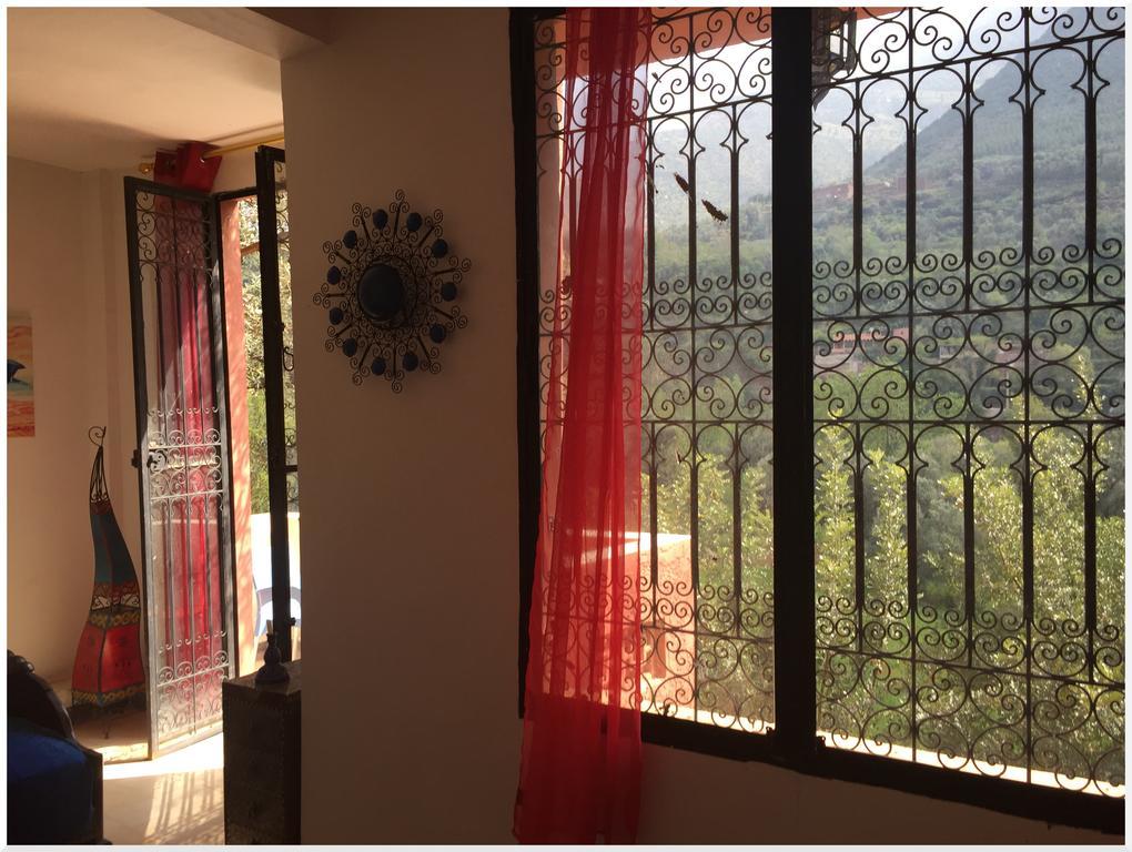 Chez Yahia, Au Coeur De L'Ourika Hotel Bagian luar foto