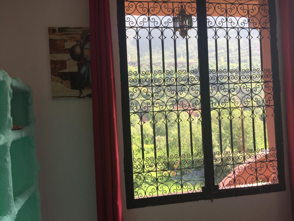 Chez Yahia, Au Coeur De L'Ourika Hotel Bagian luar foto