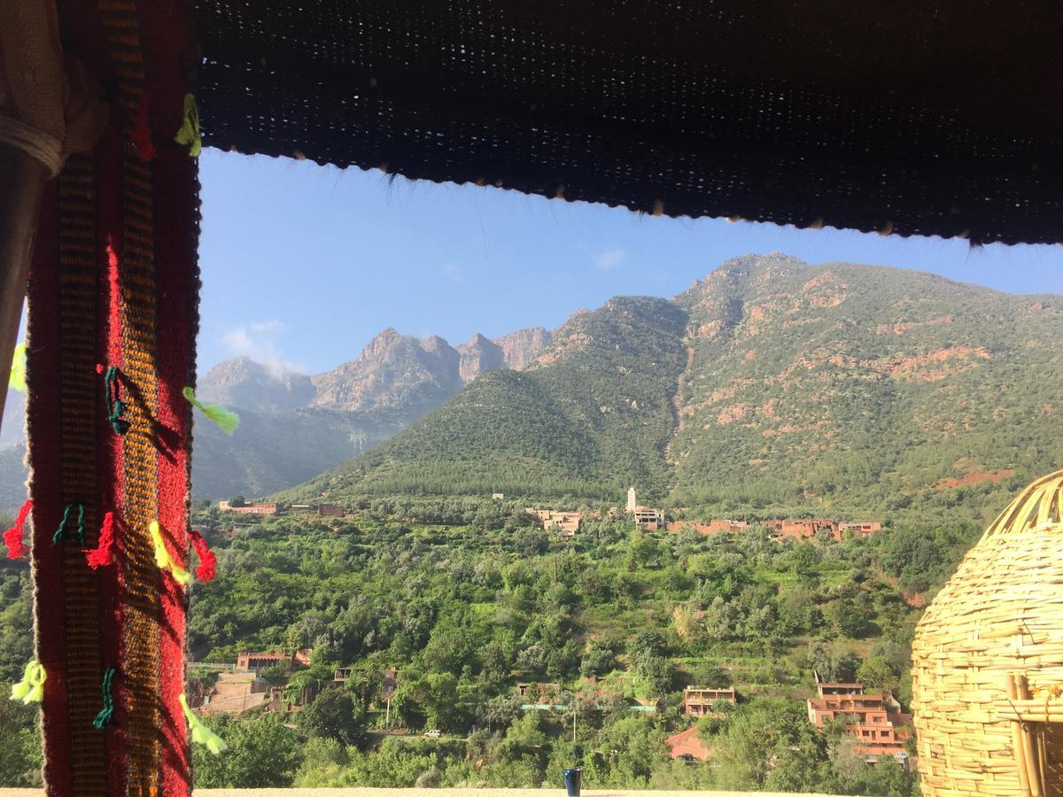 Chez Yahia, Au Coeur De L'Ourika Hotel Bagian luar foto