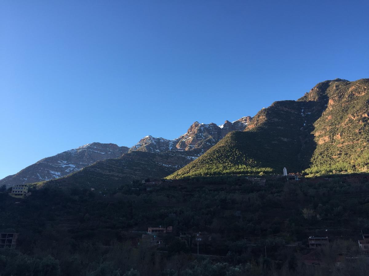 Chez Yahia, Au Coeur De L'Ourika Hotel Bagian luar foto
