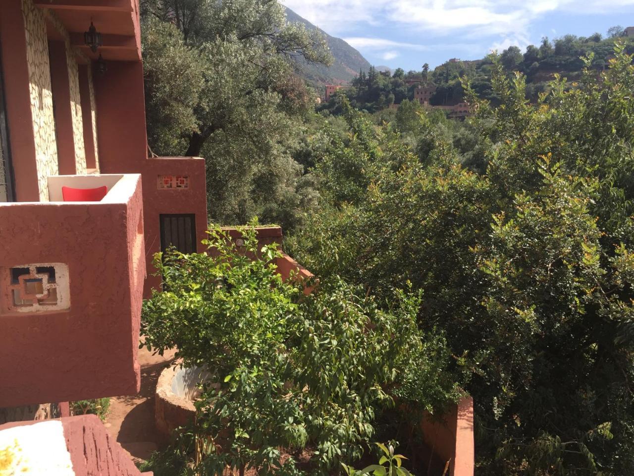 Chez Yahia, Au Coeur De L'Ourika Hotel Bagian luar foto