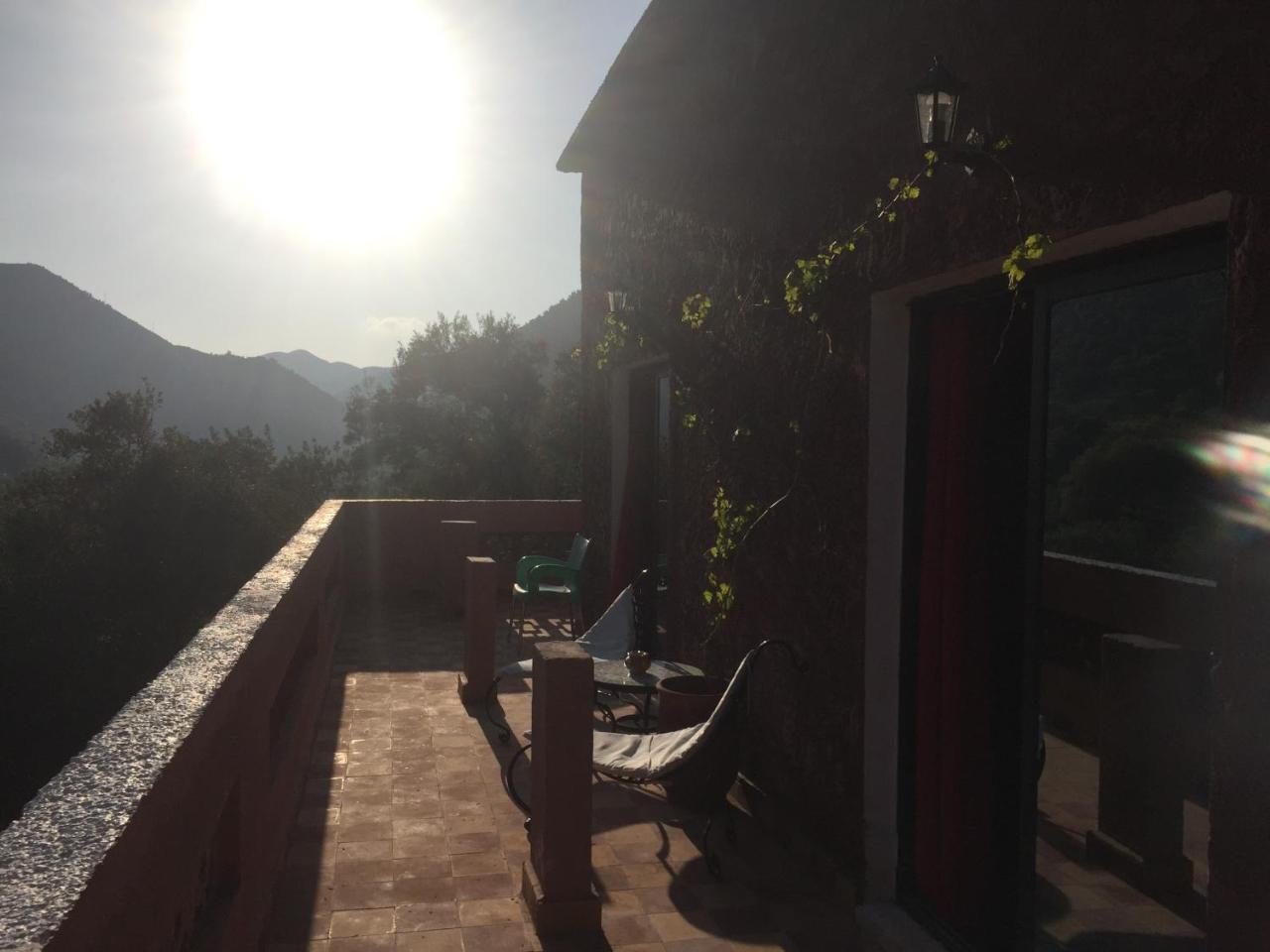 Chez Yahia, Au Coeur De L'Ourika Hotel Bagian luar foto
